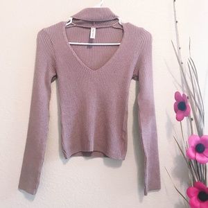 Blue Blush Pink V Neck Choker Longsleeve Top sz S